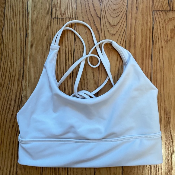 Criss cross sports bra - Picture 3 of 4